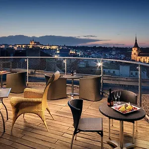 Отель Metropol Design Old Town